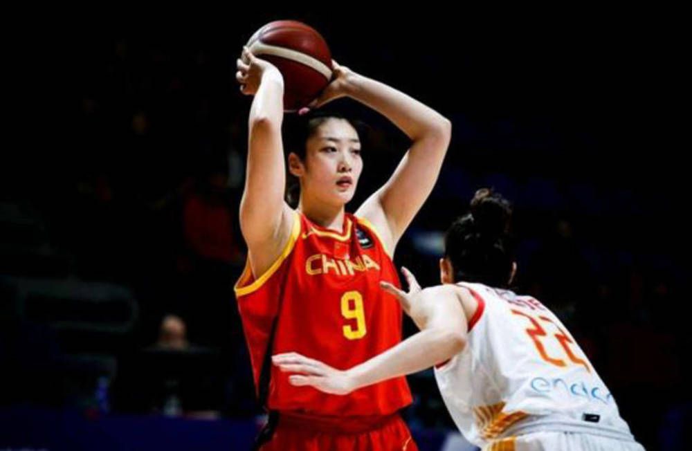 妻子无论何时都是风骚