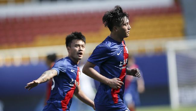 国产树林野战在线播放