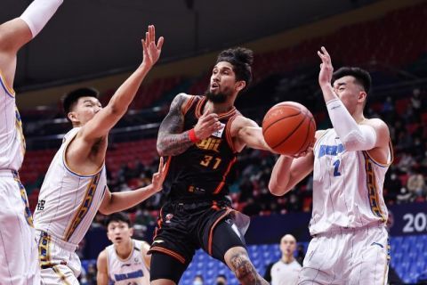 练歌房兼职大学生
